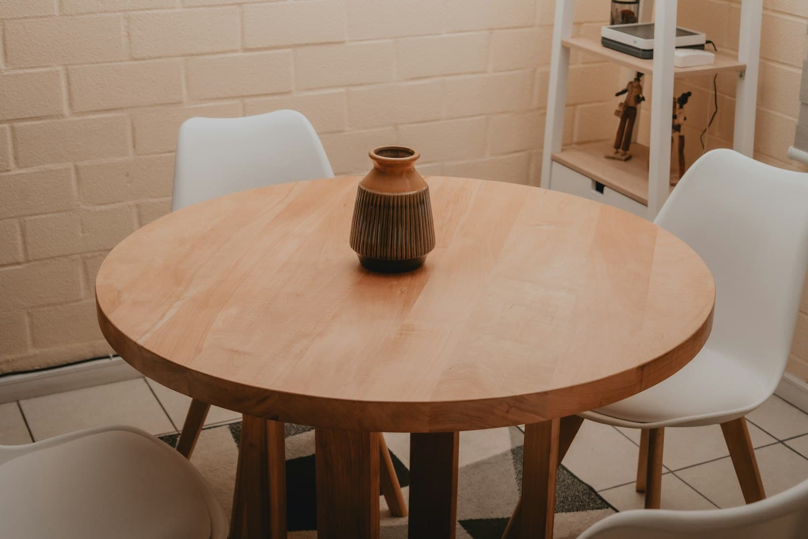 Mesa Tala, Redonda · roble macizo